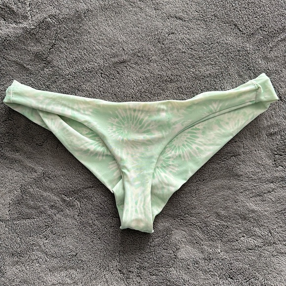 Moana adrift bottoms - Picture 1 of 4